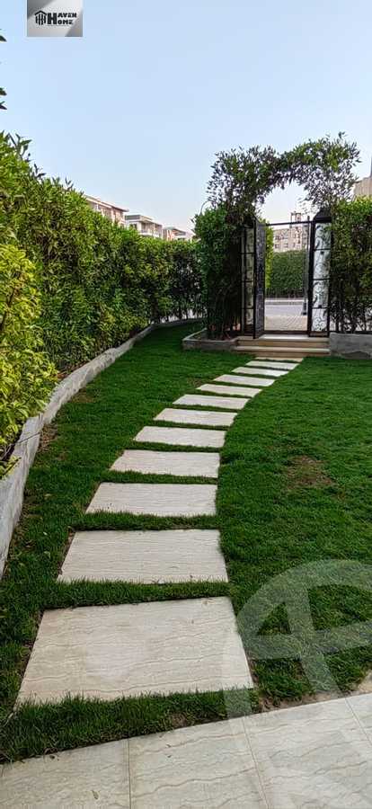 https://aqarmap.com.eg/ar/listing/6359334-for-sale-cairo-6th-of-october-hadaeq-october-kmbwnd-fy-hdyq-ktwbr-green-town-compound-qebaa