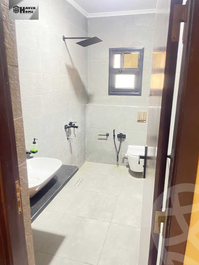 https://aqarmap.com.eg/ar/listing/6362858-for-sale-cairo-6th-of-october-el-tawsaat-el-shamalya-hy-2000-qt