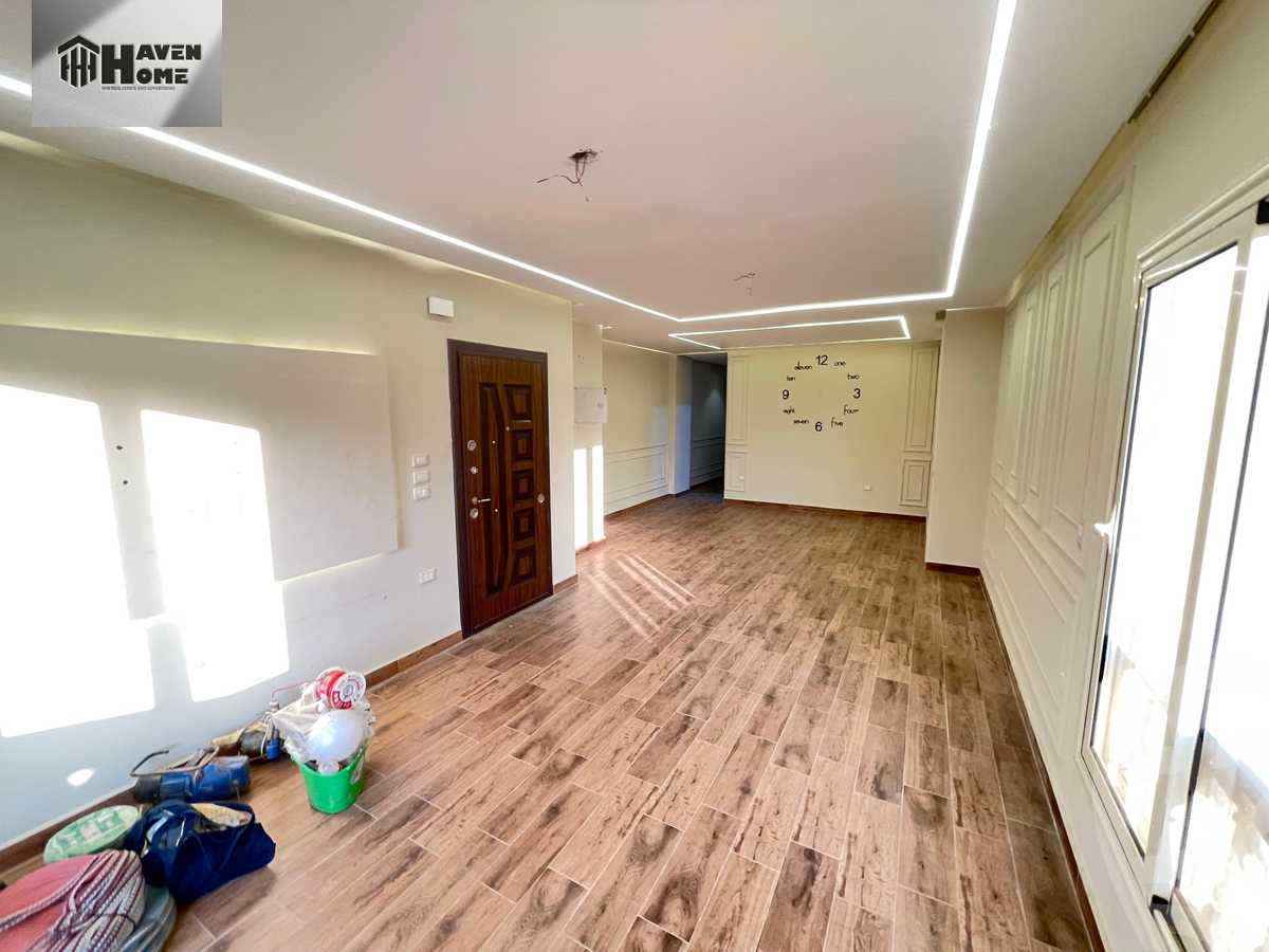 https://aqarmap.com.eg/ar/listing/6362858-for-sale-cairo-6th-of-october-el-tawsaat-el-shamalya-hy-2000-qt