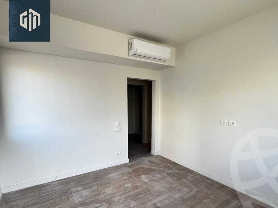 https://aqarmap.com.eg/ar/listing/4548557-for-rent-cairo-new-cairo-compounds-kmbwnd-sky-kwndwz-swdyk-villette
