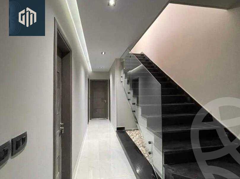 https://aqarmap.com.eg/ar/listing/4567033-for-rent-cairo-new-cairo-compounds-mountain-view-hyde-park