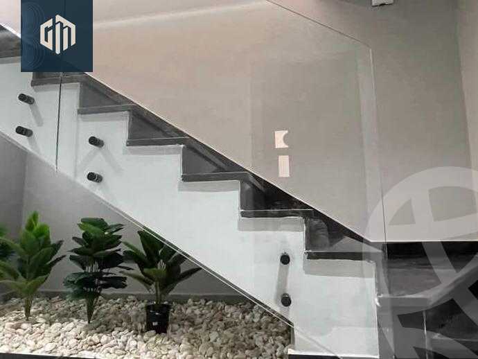 https://aqarmap.com.eg/ar/listing/4567033-for-rent-cairo-new-cairo-compounds-mountain-view-hyde-park