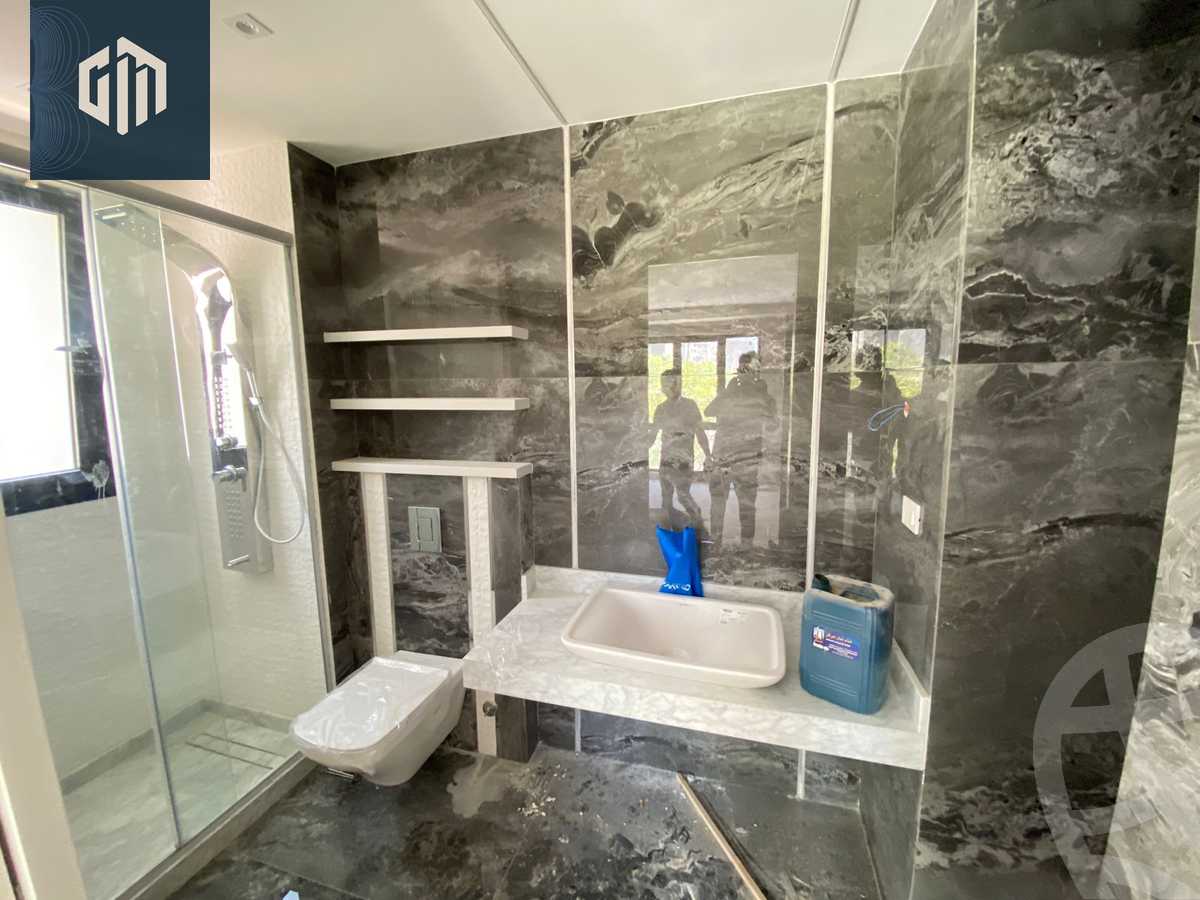 https://aqarmap.com.eg/en/listing/4919718-for-sale-cairo-new-cairo-compounds-villette-kmbwnd-sky-kwndwz-swdyk-villette