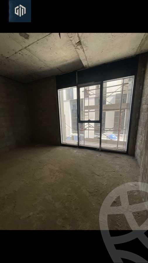 https://aqarmap.com.eg/ar/listing/5558028-for-rent-cairo-new-cairo-compounds-hyde-park-centre-ville-hyde-park
