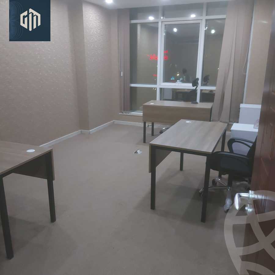 https://aqarmap.com.eg/ar/listing/5563021-for-rent-cairo-new-cairo-compounds-tryfywm-byzns-kwmblks-nm-llttwyr