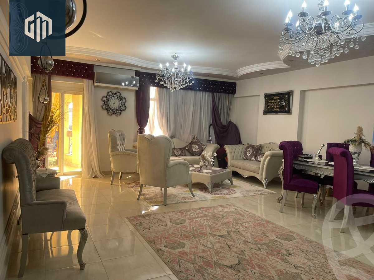 https://aqarmap.com.eg/en/listing/5593302-for-sale-cairo-new-cairo-compounds-hayati-residence