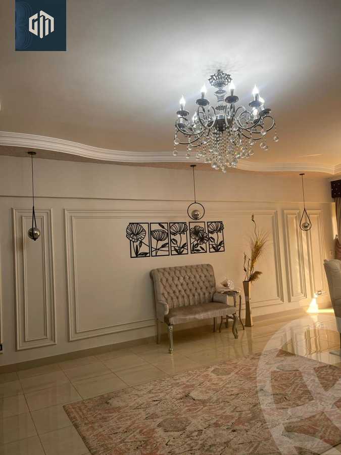 https://aqarmap.com.eg/en/listing/5633339-for-sale-cairo-new-cairo-compounds-hayati-residence