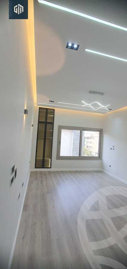 https://aqarmap.com.eg/en/listing/5637612-for-sale-cairo-new-cairo-compounds-moon-valley