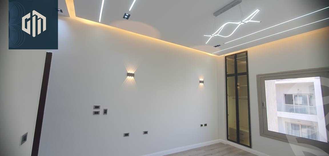 https://aqarmap.com.eg/en/listing/5637612-for-sale-cairo-new-cairo-compounds-moon-valley