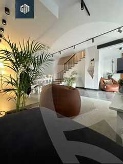 https://aqarmap.com.eg/en/listing/5640472-for-sale-cairo-new-cairo-compounds-mountain-view-hyde-park