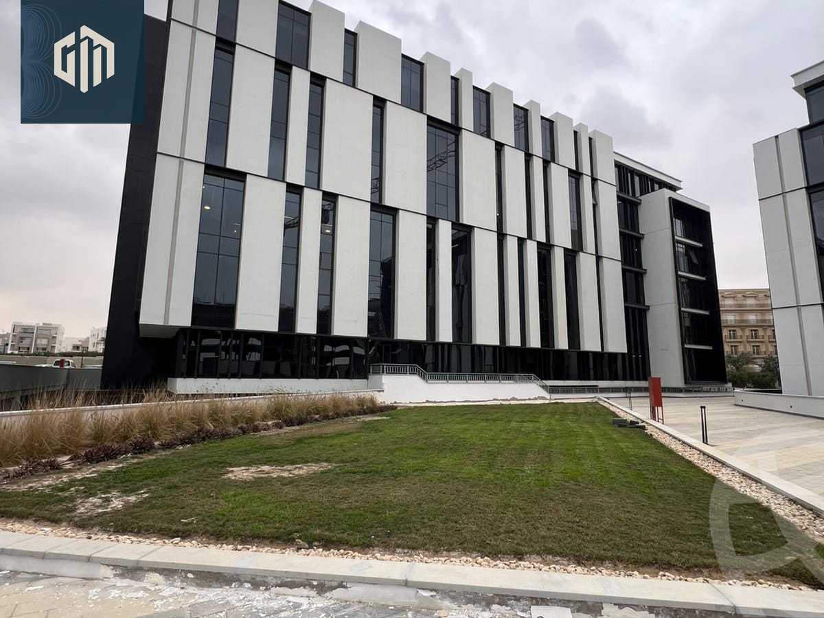 https://aqarmap.com.eg/ar/listing/5730981-for-sale-cairo-new-cairo-compounds-hyde-park-centre-ville-hyde-park