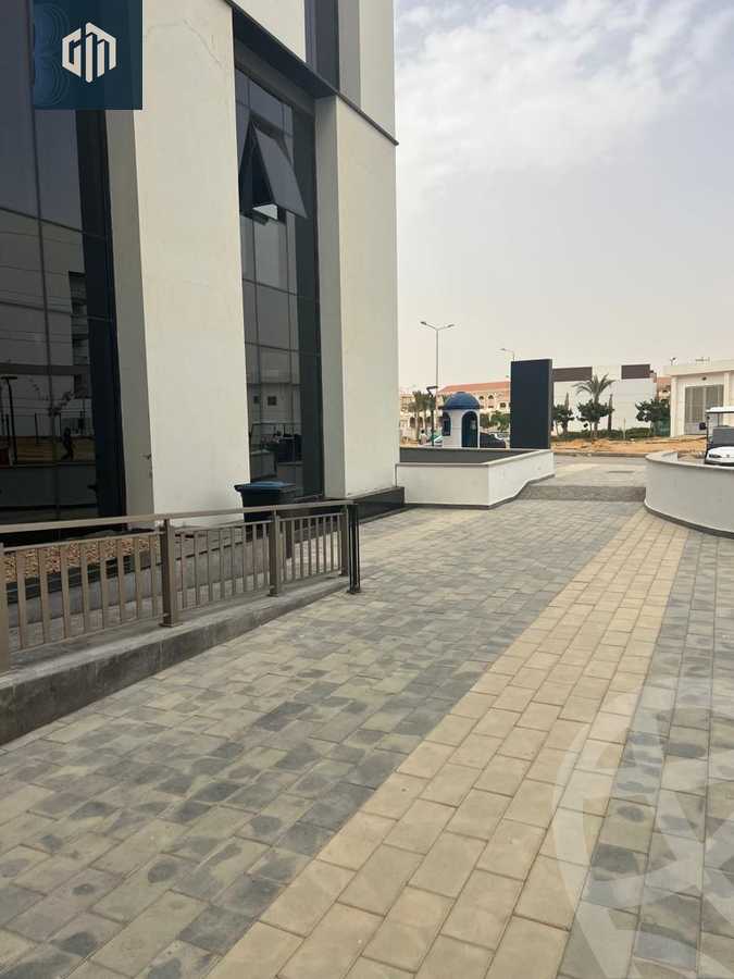 https://aqarmap.com.eg/en/listing/5746672-for-sale-cairo-new-cairo-compounds-hyde-park-business-district