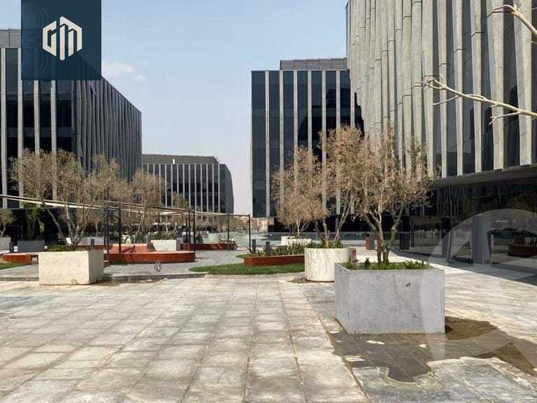 https://aqarmap.com.eg/ar/listing/5753625-for-sale-cairo-new-cairo-compounds-eastown-eastown-parks
