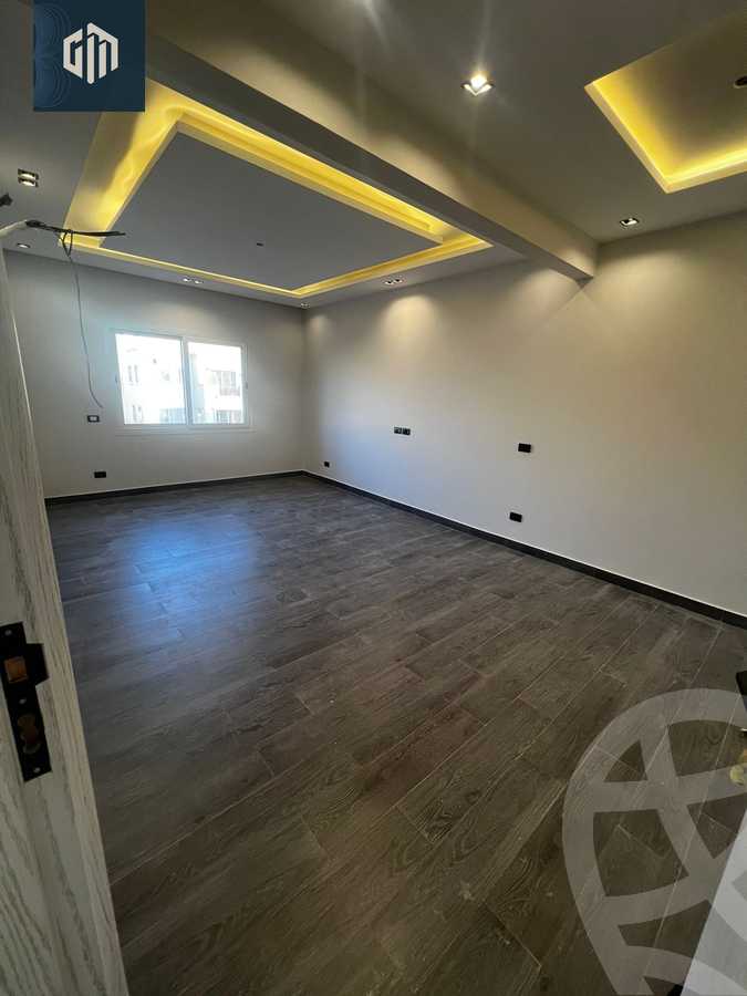 https://aqarmap.com.eg/en/listing/5756045-for-sale-cairo-new-cairo-compounds-mivida-mivida-parcel-2