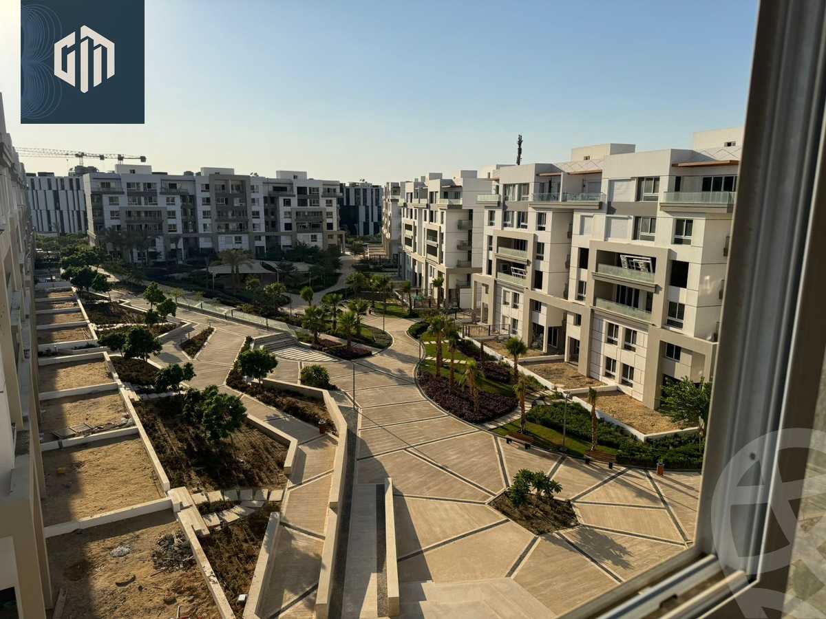 https://aqarmap.com.eg/en/listing/5758279-for-sale-cairo-new-cairo-compounds-hyde-park