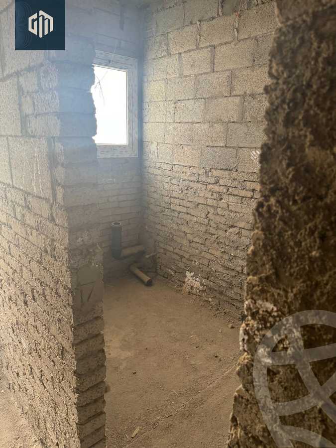 https://aqarmap.com.eg/en/listing/5758641-for-sale-cairo-new-cairo-compounds-mountain-view-hyde-park