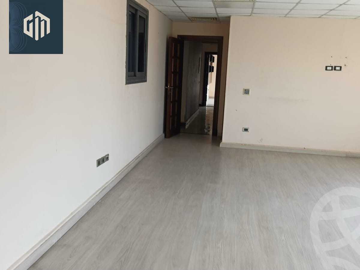 https://aqarmap.com.eg/en/listing/5762166-for-sale-cairo-new-cairo-90th-street-south-teseen-st