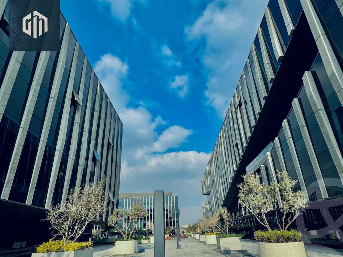 https://aqarmap.com.eg/en/listing/5762517-for-sale-cairo-new-cairo-compounds-eastown-eastown-parks