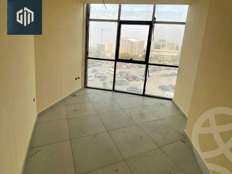 https://aqarmap.com.eg/ar/listing/5762548-for-sale-cairo-new-cairo-90th-street-south-teseen-st