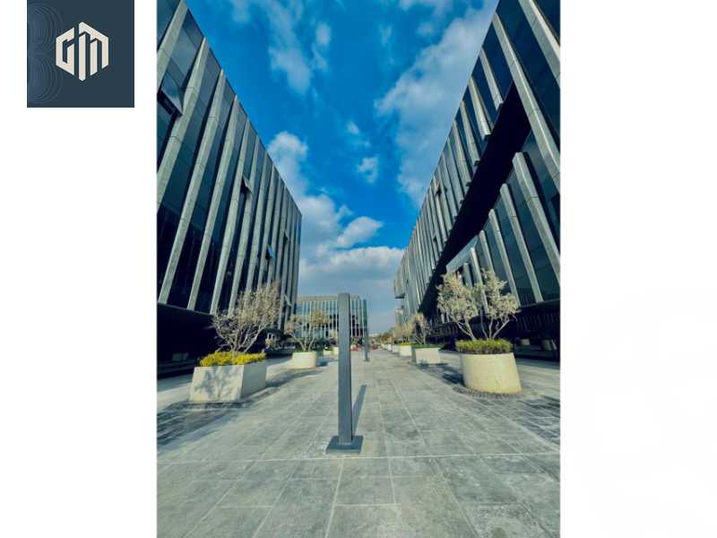 https://aqarmap.com.eg/ar/listing/5808193-for-sale-cairo-new-cairo-compounds-eastown-eastown-parks
