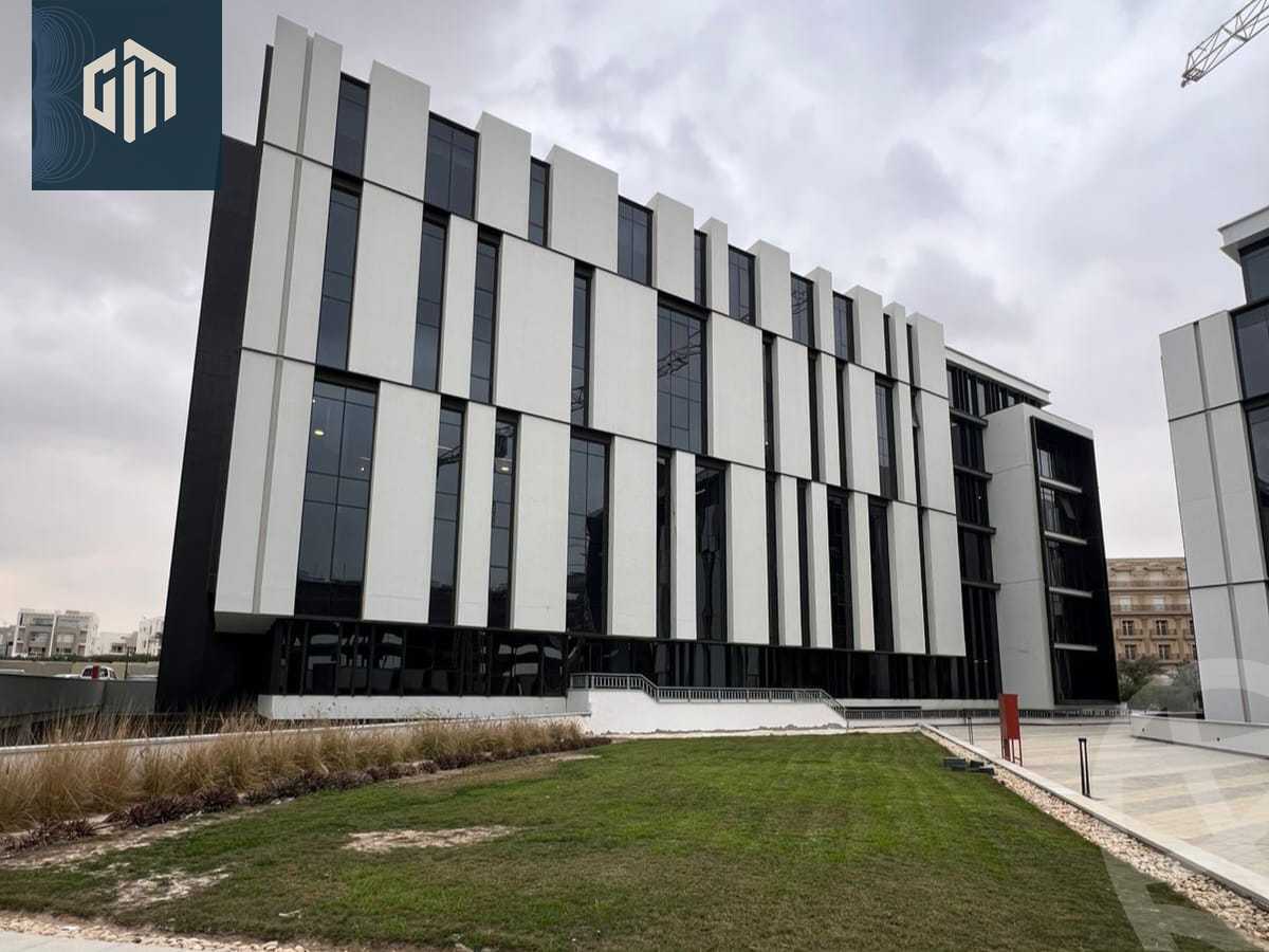 https://aqarmap.com.eg/en/listing/5839265-for-sale-cairo-new-cairo-compounds-hyde-park-business-district