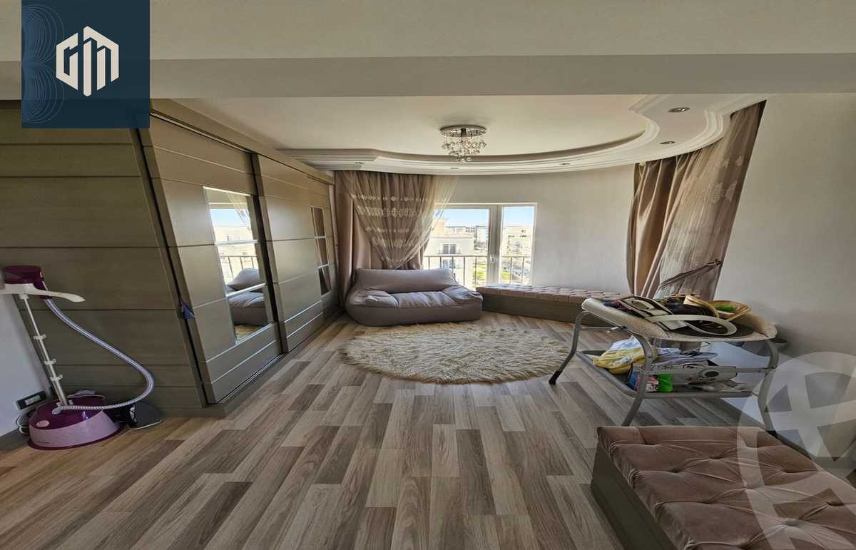 https://aqarmap.com.eg/ar/listing/5857472-for-sale-cairo-new-cairo-compounds-hyde-park-centre-ville-hyde-park