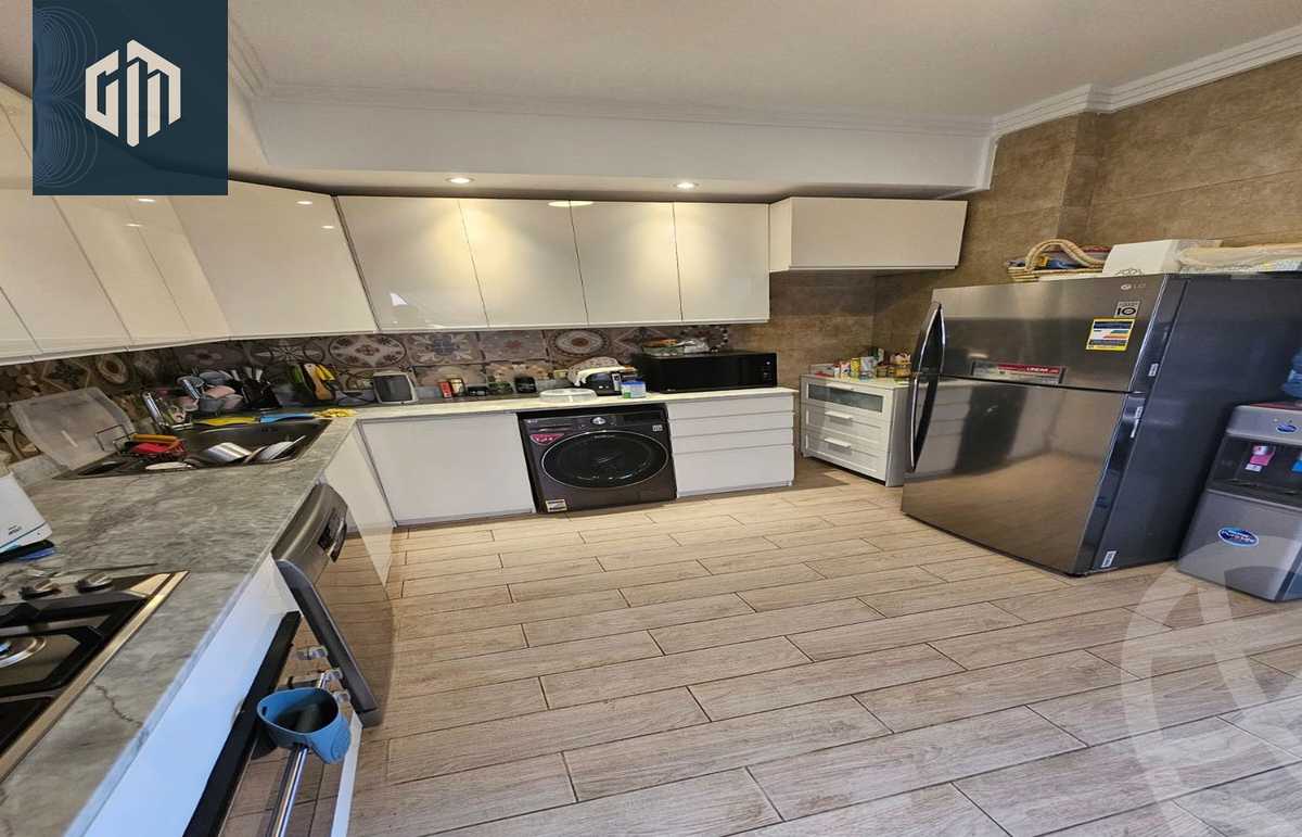 https://aqarmap.com.eg/ar/listing/5857472-for-sale-cairo-new-cairo-compounds-hyde-park-centre-ville-hyde-park