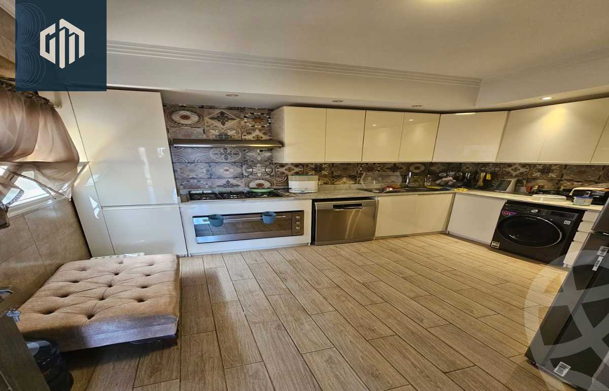 https://aqarmap.com.eg/ar/listing/5857472-for-sale-cairo-new-cairo-compounds-hyde-park-centre-ville-hyde-park