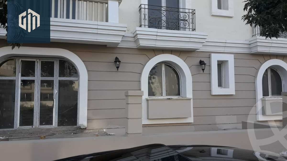 https://aqarmap.com.eg/en/listing/5864589-for-sale-cairo-new-cairo-compounds-hyde-park