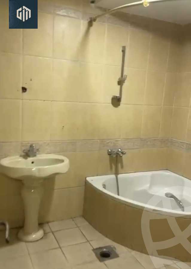 https://aqarmap.com.eg/en/listing/5885345-for-sale-cairo-new-cairo-90th-street-south-teseen-st