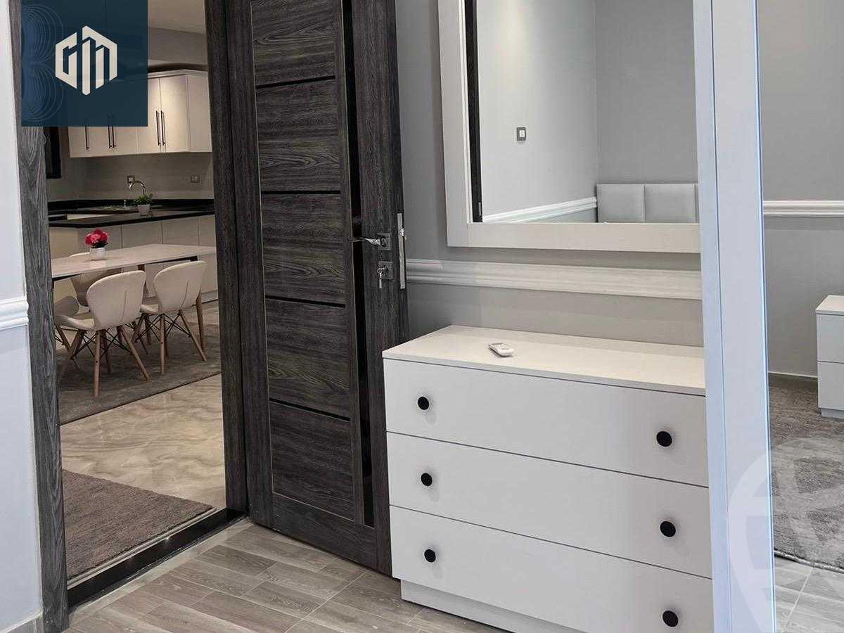 https://aqarmap.com.eg/en/listing/5934746-for-rent-cairo-new-cairo-compounds-lakeview-residence