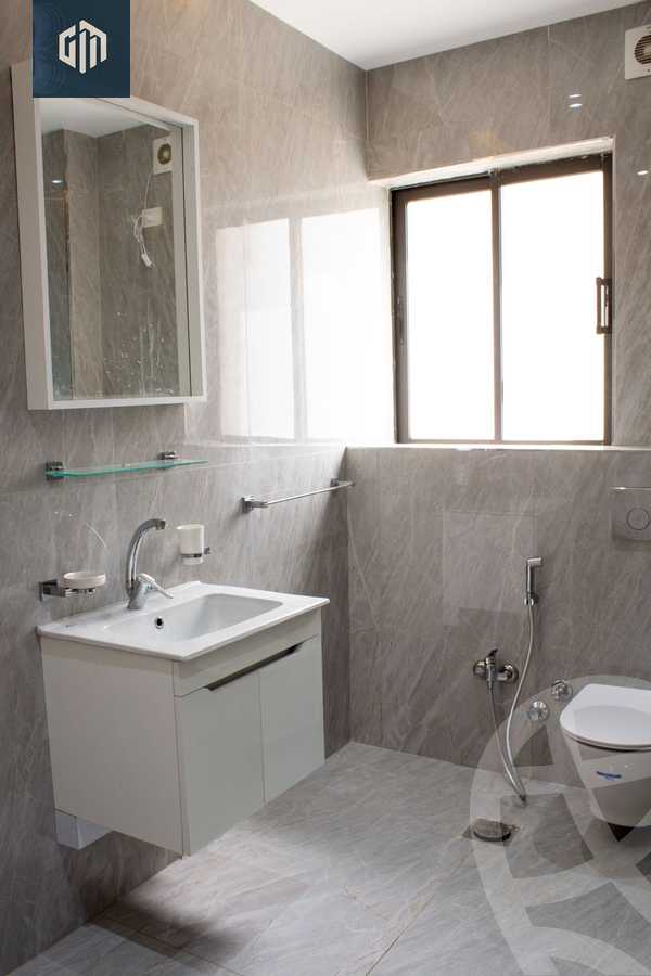 https://aqarmap.com.eg/en/listing/5934913-for-rent-cairo-new-cairo-compounds-lakeview-residence