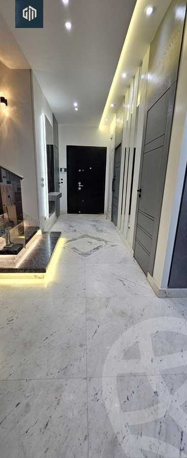 https://aqarmap.com.eg/ar/listing/5966339-for-rent-cairo-new-cairo-compounds-mountain-view-hyde-park