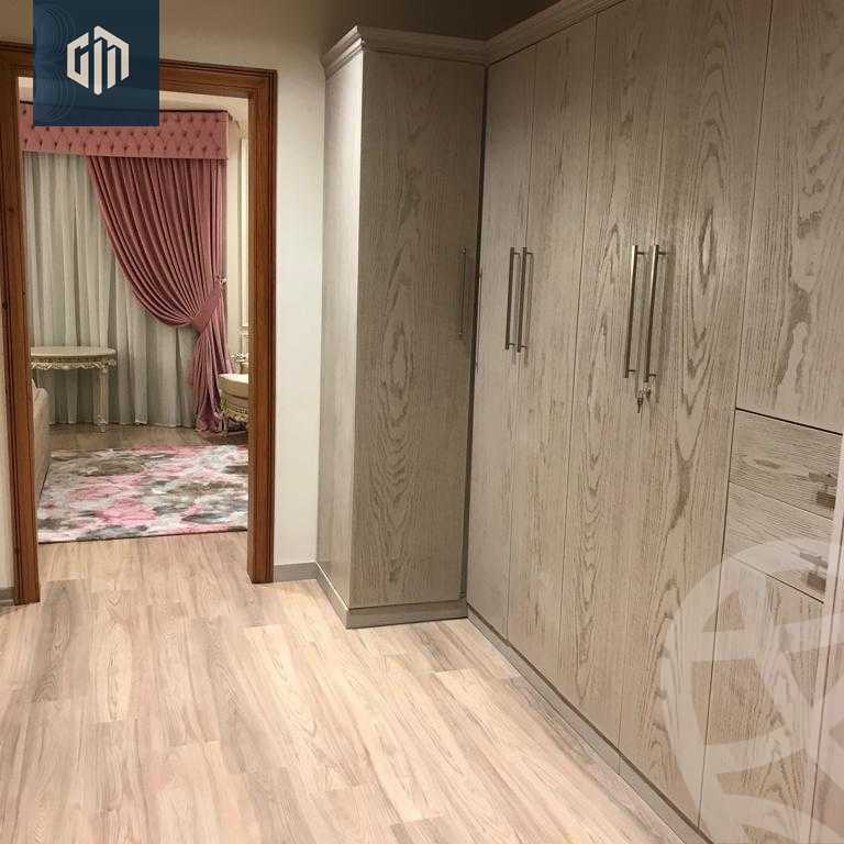 https://aqarmap.com.eg/ar/listing/5966593-for-rent-cairo-new-cairo-compounds-mountain-view-hyde-park