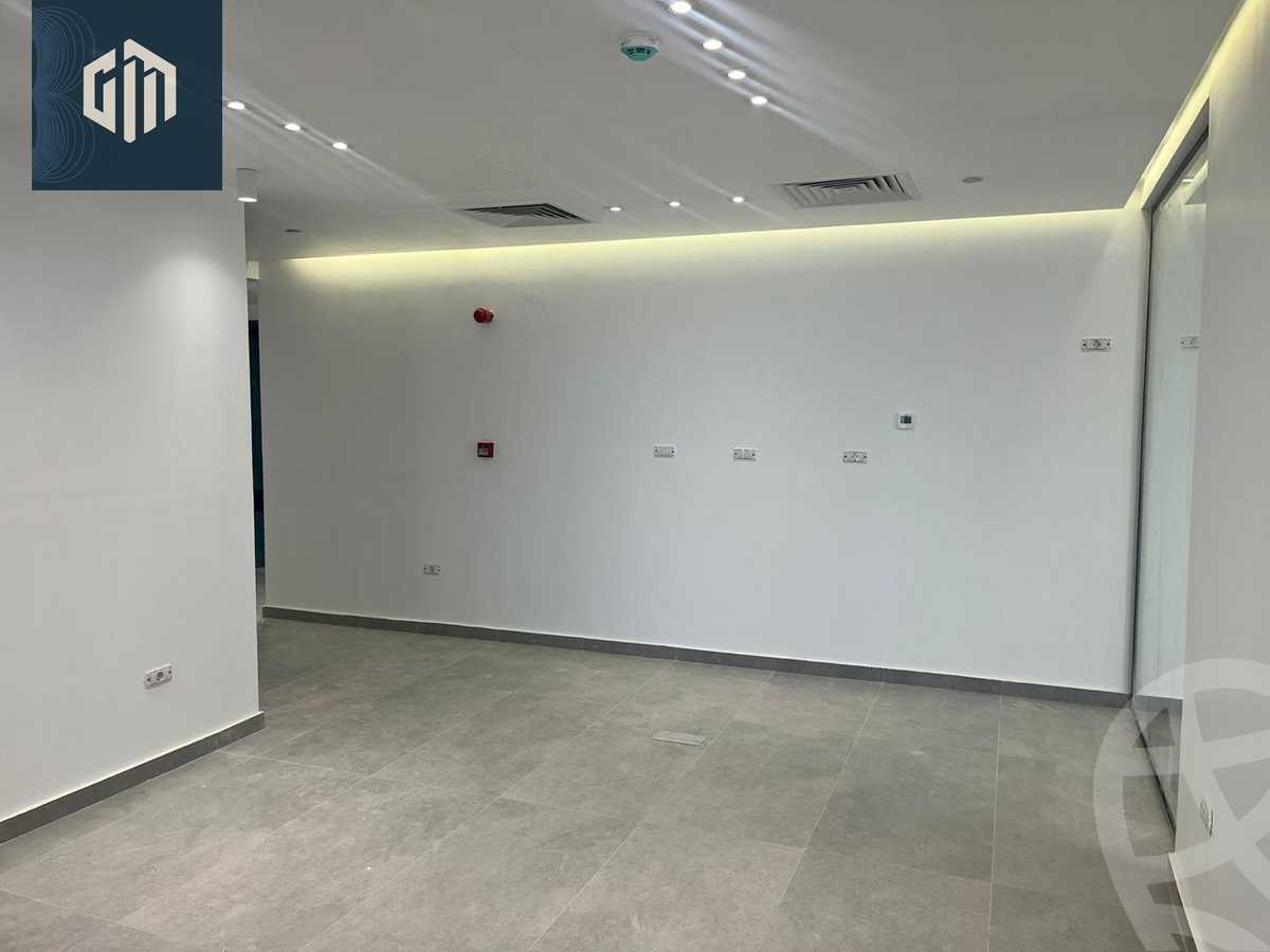 https://aqarmap.com.eg/en/listing/6008991-for-rent-cairo-new-cairo-compounds-hyde-park-centre-ville-hyde-park