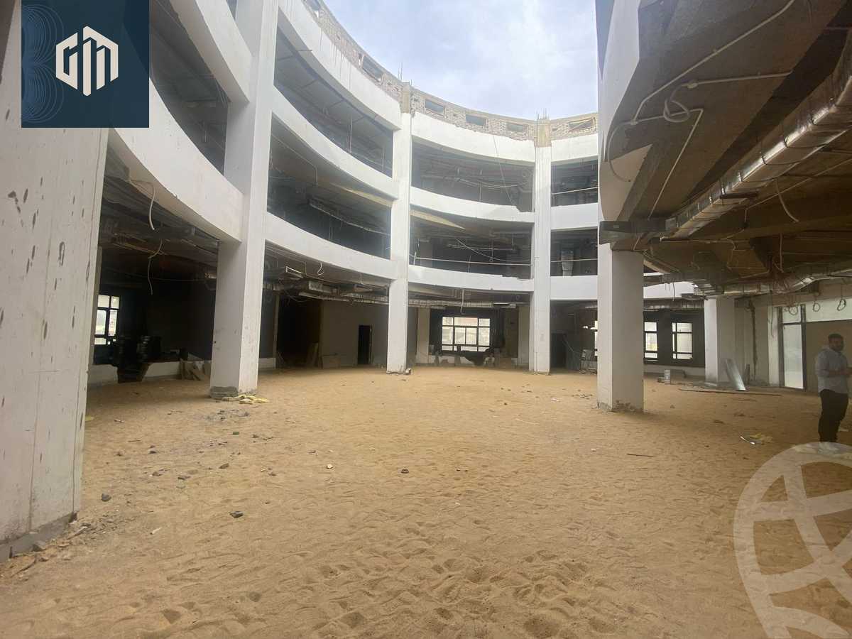 https://aqarmap.com.eg/ar/listing/6020786-for-rent-cairo-new-cairo-90th-street-south-teseen-st