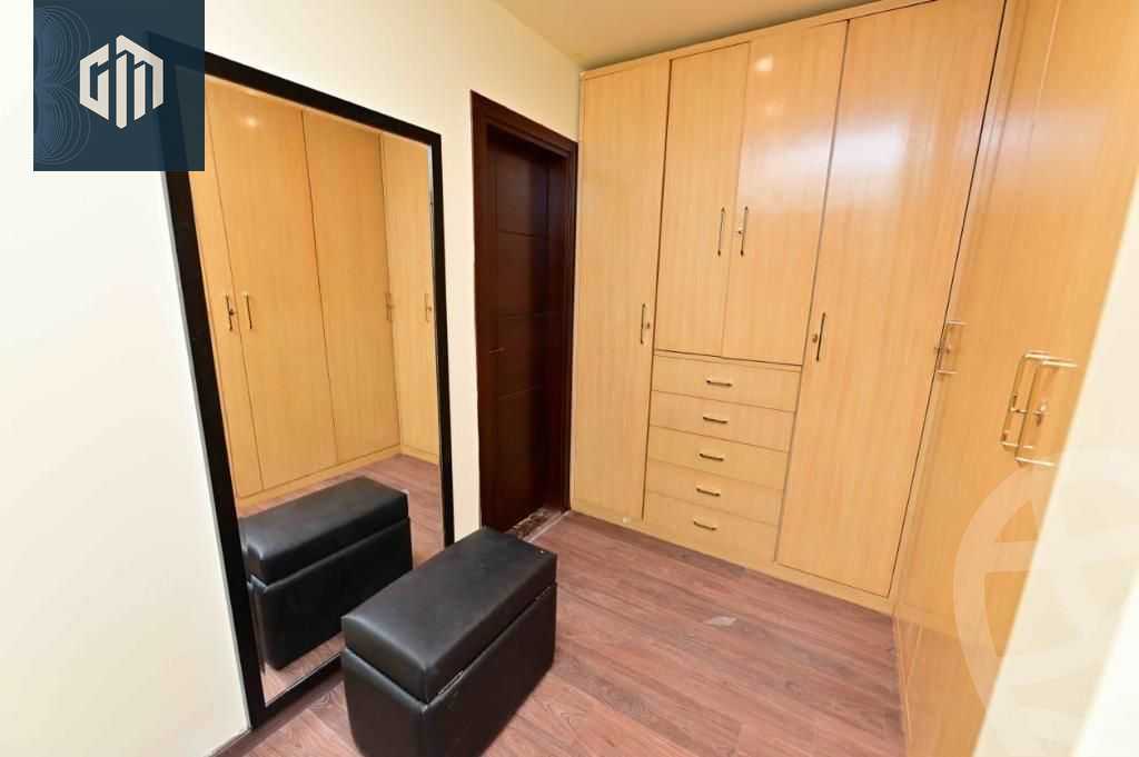 https://aqarmap.com.eg/ar/listing/6023551-for-rent-cairo-new-cairo-compounds-hyde-park-centre-ville-hyde-park