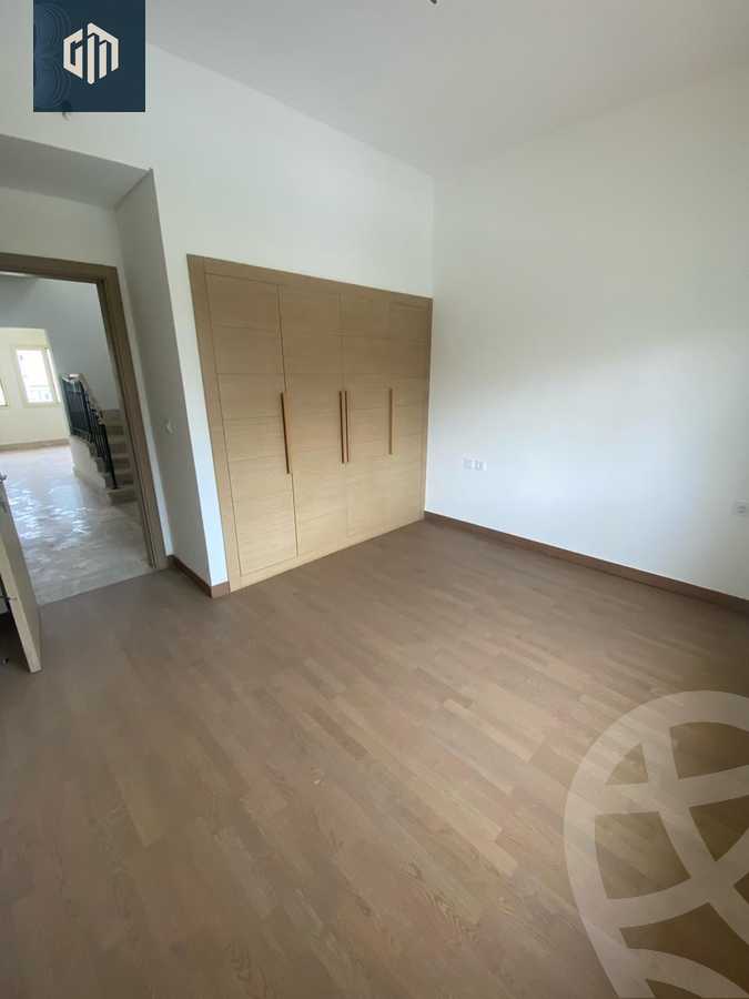 https://aqarmap.com.eg/ar/listing/6028345-for-rent-cairo-6th-of-october-compounds-kmbwnd-b-twn-ryl-styt-llttwyr