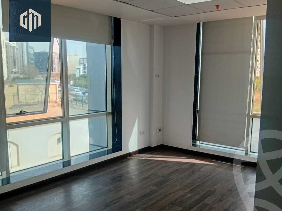https://aqarmap.com.eg/ar/listing/6028352-for-rent-cairo-new-cairo-90th-street-south-teseen-st