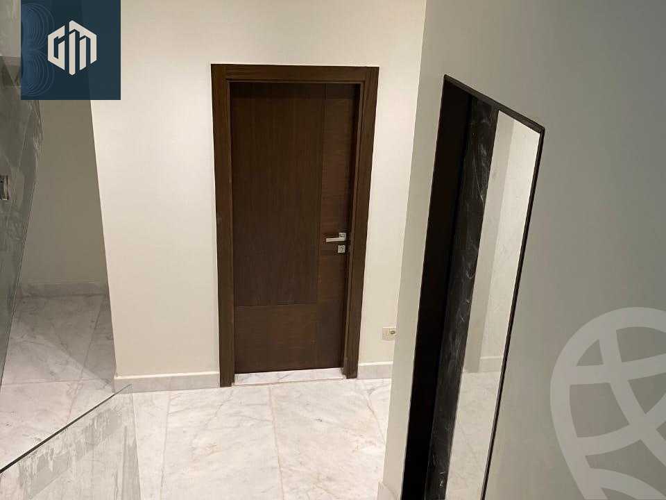 https://aqarmap.com.eg/ar/listing/6030321-for-rent-cairo-new-cairo-compounds-mivida-mivida-parcel