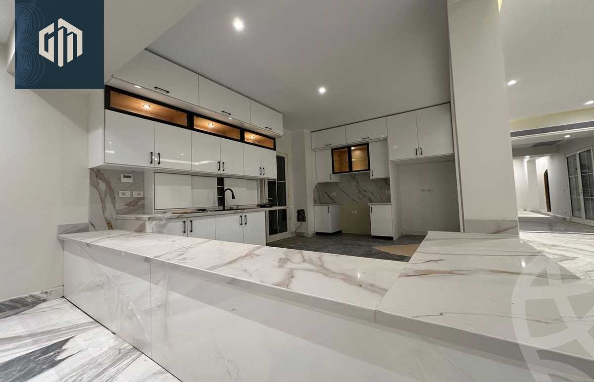 https://aqarmap.com.eg/ar/listing/6033779-for-rent-cairo-new-cairo-compounds-hyde-park-centre-ville-hyde-park