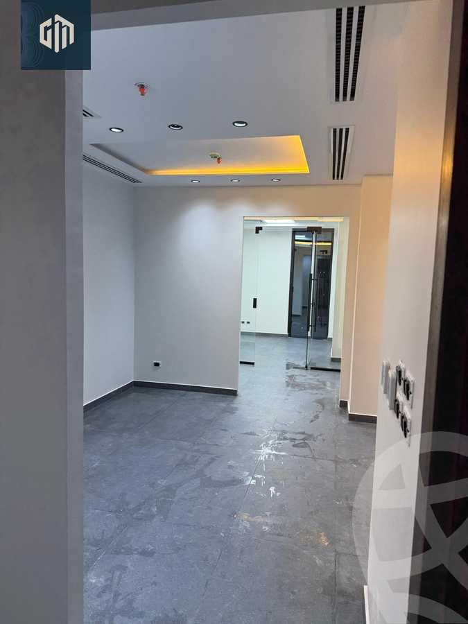 https://aqarmap.com.eg/en/listing/6036956-for-rent-cairo-new-cairo-compounds-hyde-park-centre-ville-hyde-park
