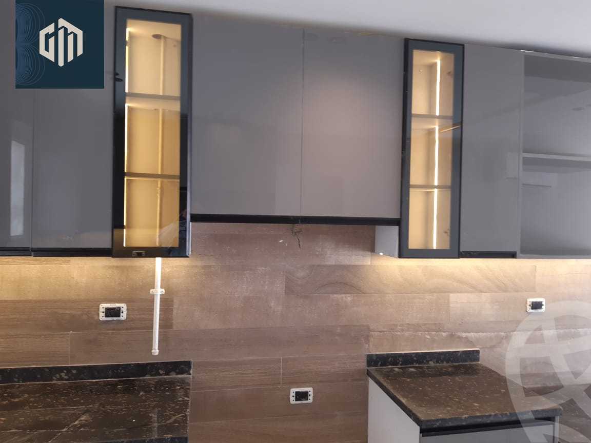https://aqarmap.com.eg/ar/listing/6038551-for-rent-cairo-new-cairo-compounds-mountain-view-hyde-park