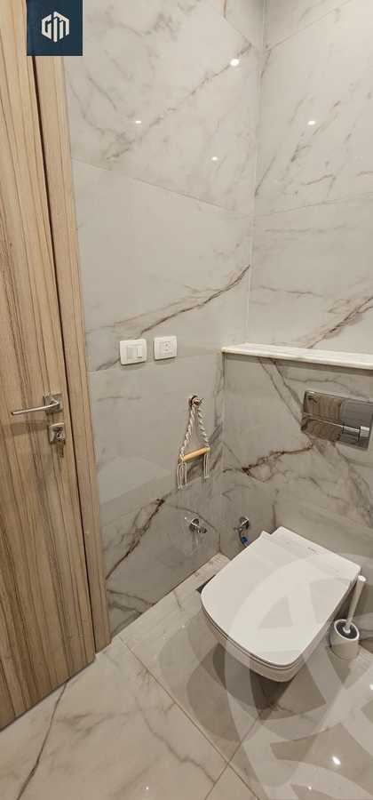 https://aqarmap.com.eg/en/listing/6056832-for-rent-cairo-new-cairo-compounds-lakeview-residence