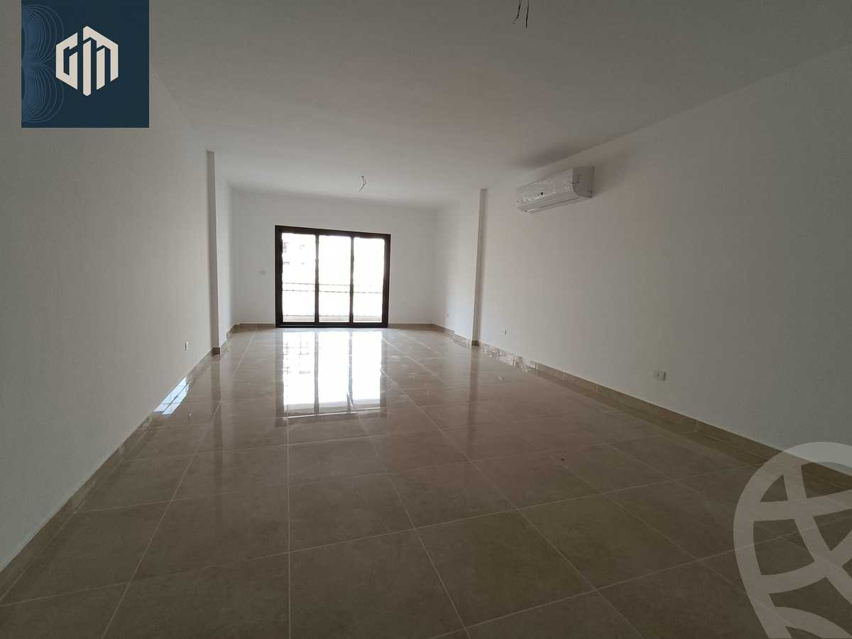 https://aqarmap.com.eg/ar/listing/6065373-for-rent-cairo-new-cairo-compounds-fifth-square
