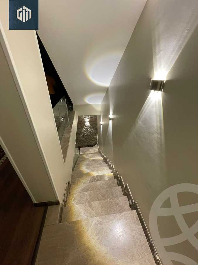 https://aqarmap.com.eg/ar/listing/6105931-for-rent-cairo-new-cairo-compounds-mountain-view-hyde-park