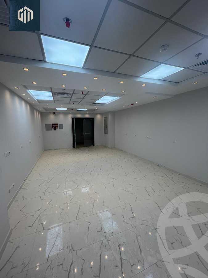 https://aqarmap.com.eg/ar/listing/6107666-for-rent-cairo-new-cairo-compounds-hyde-park-business-district