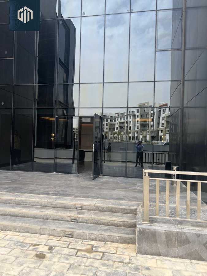 https://aqarmap.com.eg/en/listing/6108071-for-sale-cairo-new-cairo-compounds-hyde-park-business-district