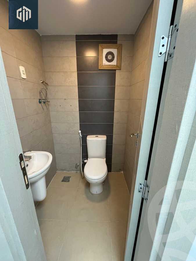 https://aqarmap.com.eg/ar/listing/6117896-for-rent-cairo-new-cairo-compounds-bznys-bls-ktlyst-llttwyr