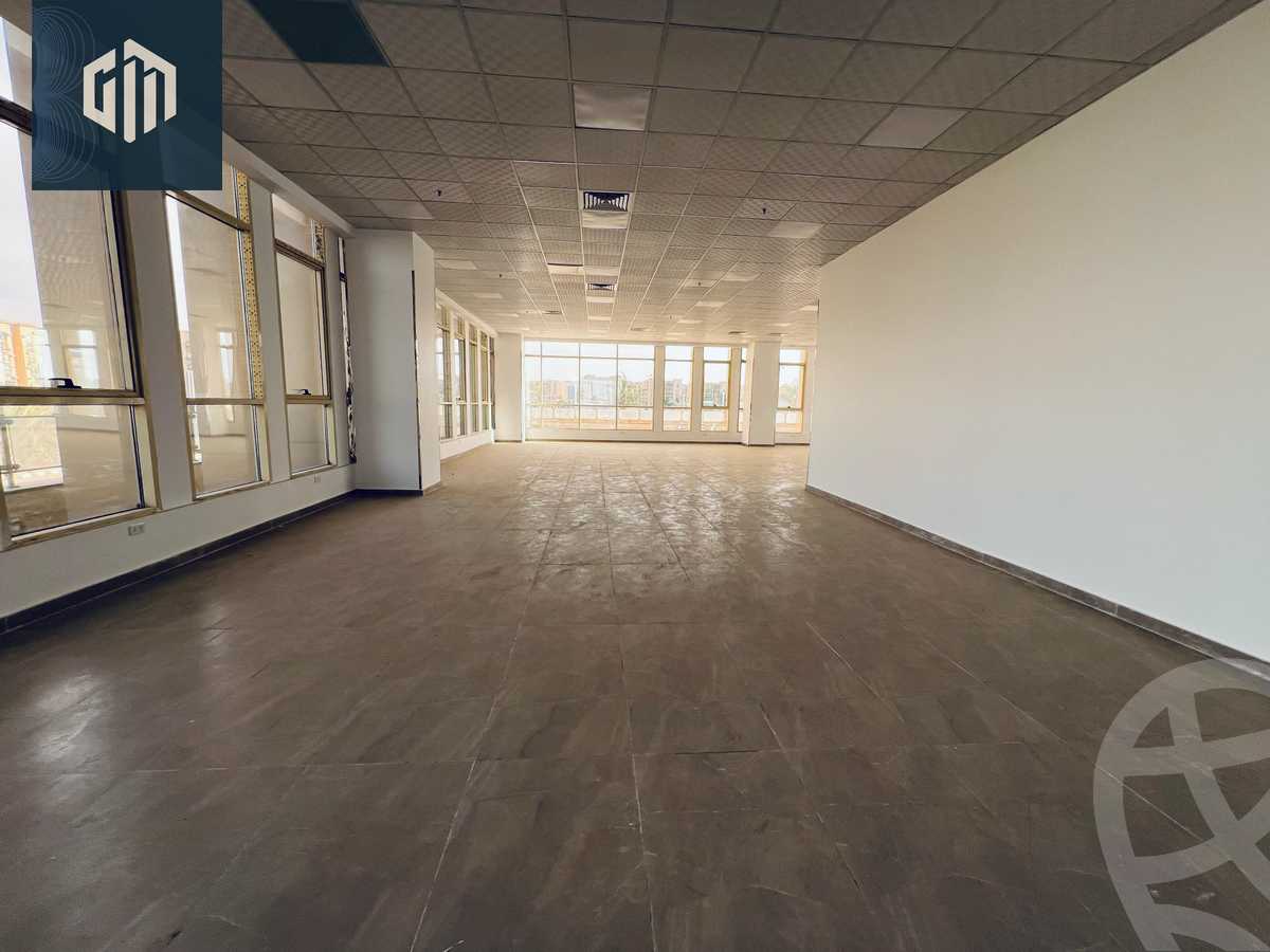 https://aqarmap.com.eg/en/listing/6124189-for-rent-cairo-new-cairo-lrhb-city-phase-1-youssef-el-sebaey-st